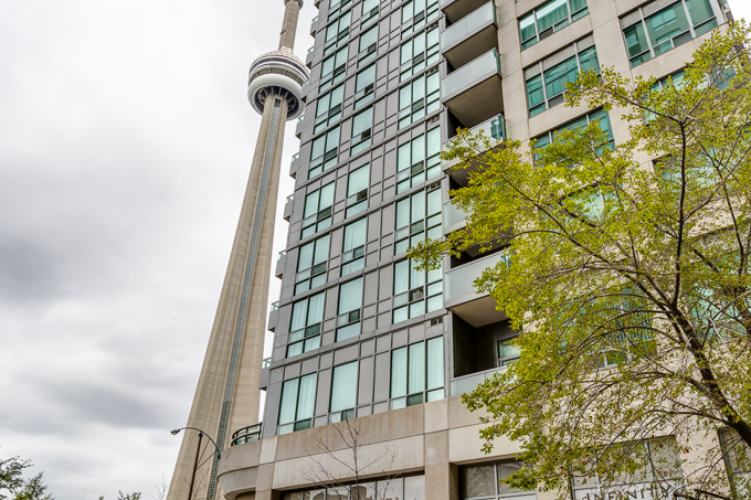 51 Lower Simcoe Street