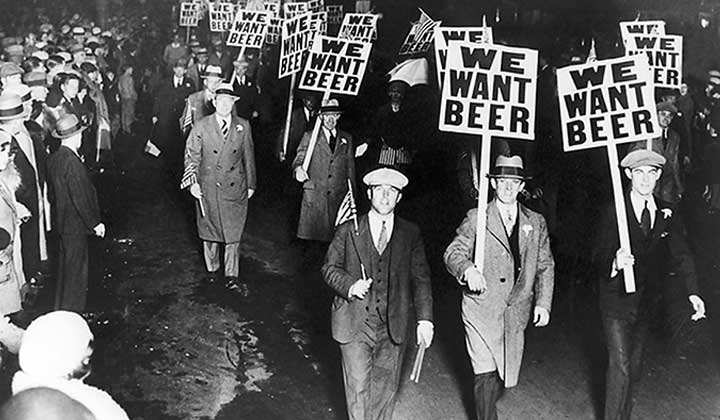 Manifestation en faveur de la bière et contre la prohibition aux Etats-Unis