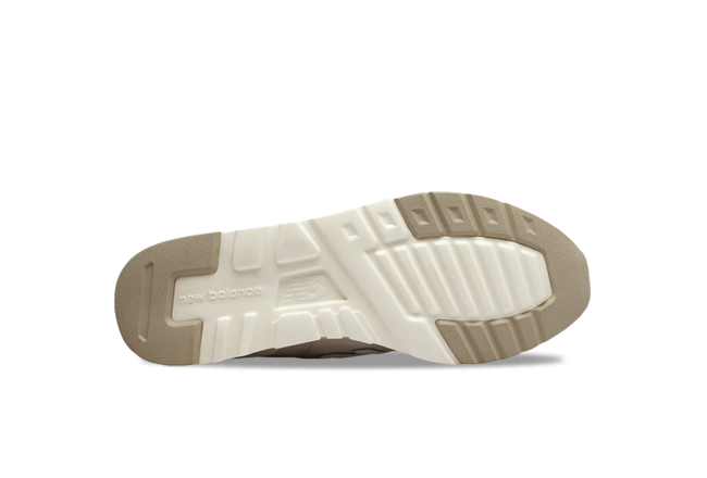 new balance cm997hcb white
