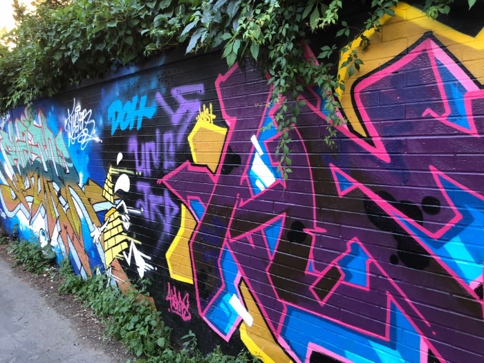 Graffiti Alley Toronto | Q+H London Blog