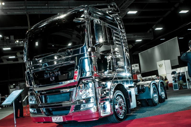 How to Best Manage the Costs of Vehicle Signage Signwise