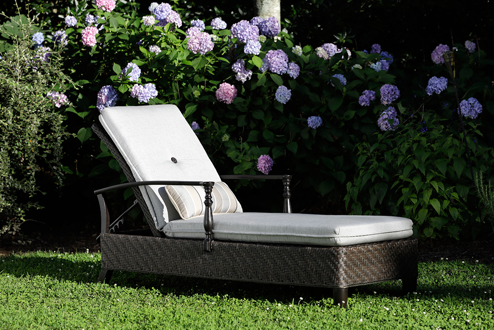 Cottage Paula Deen Outdoor