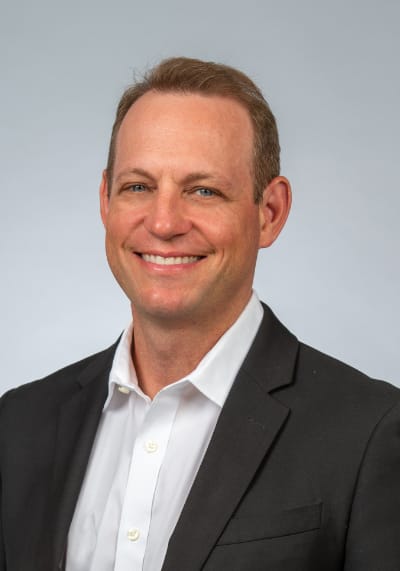Daniel Gunther headshot