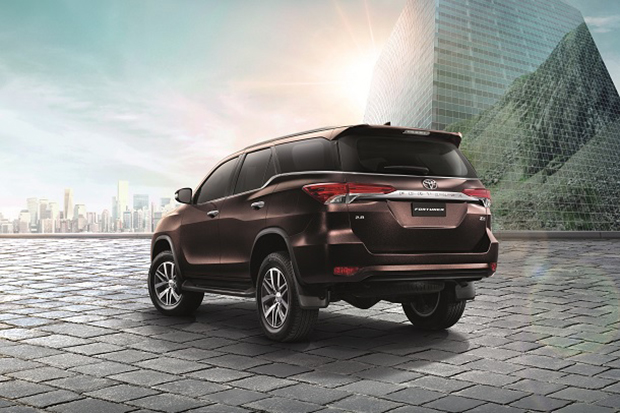 Xe Toyota Fortuner nhap khau - Mua xe Toyota Fortuner nhập khẩu giá rẻ