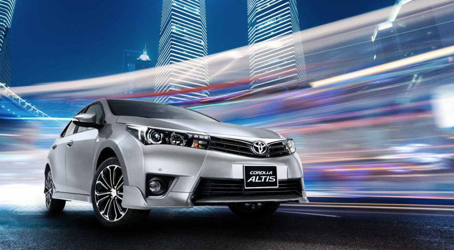 giá xe altis 2017