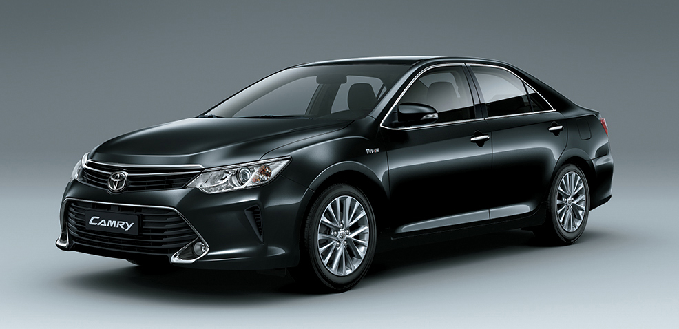giá xe camry 2.0 E - ngoại thất