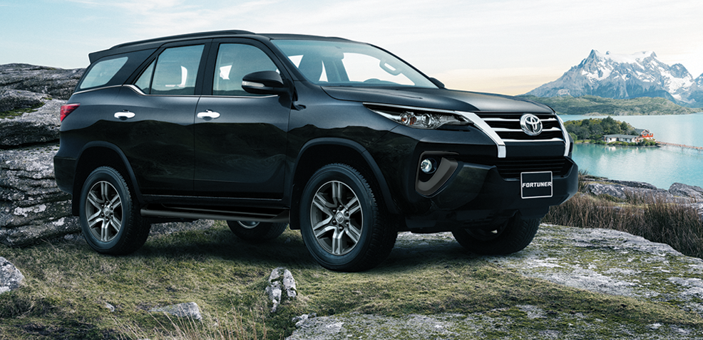 gia xe fortuner thang 4-2017
