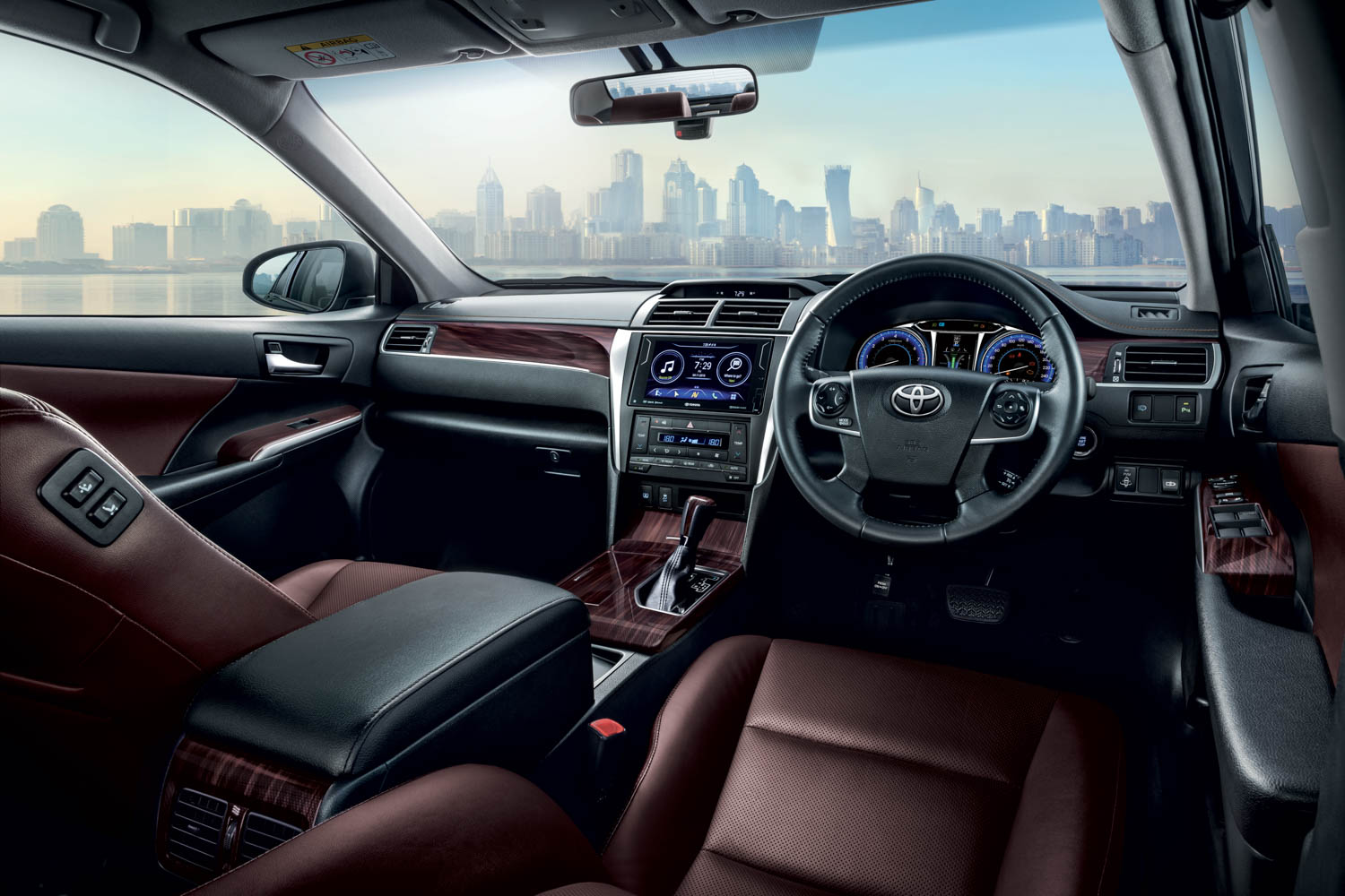 nội thất toyota camry 2017