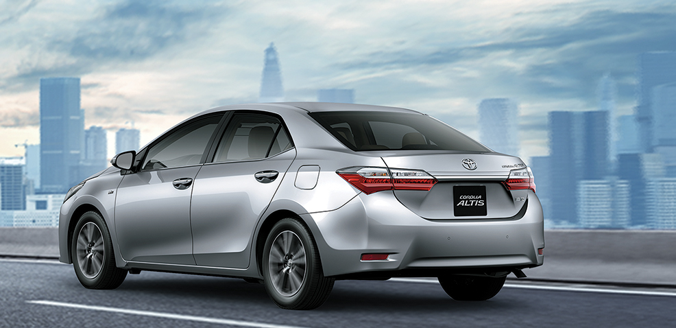 đánh giá xe altis 2019 đuôi xe
