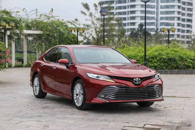 Toyota Camry 2019