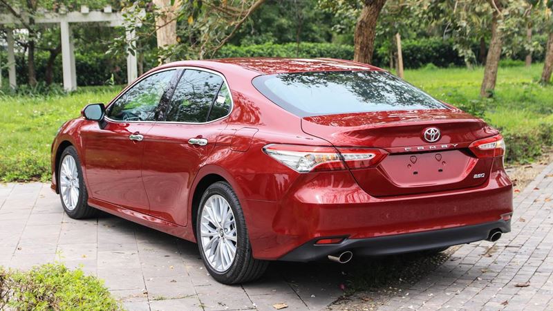 mua xe camry