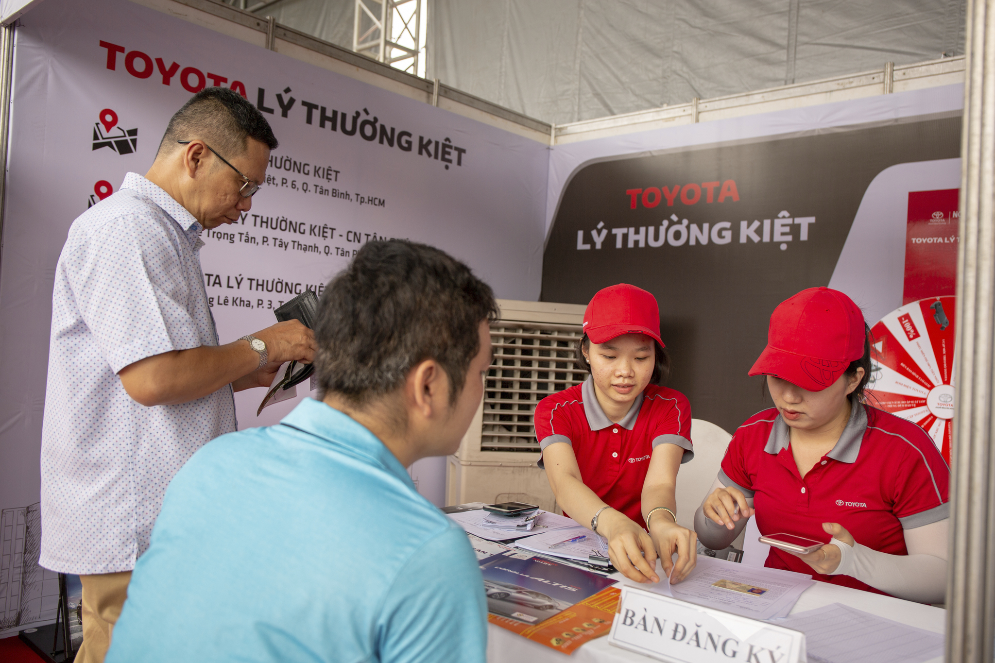Lái thử xe Toyota