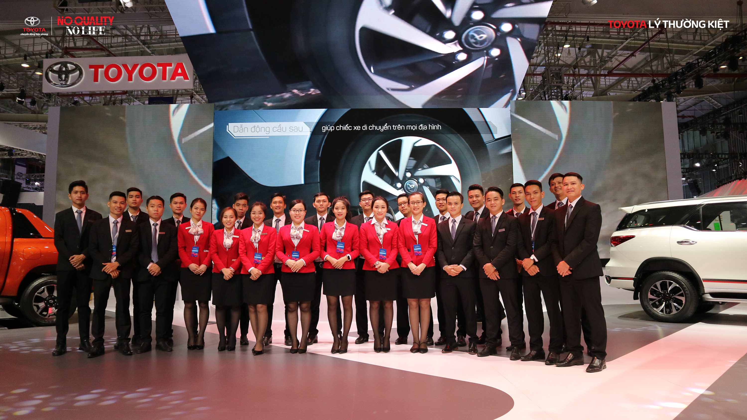 Xe Toyota