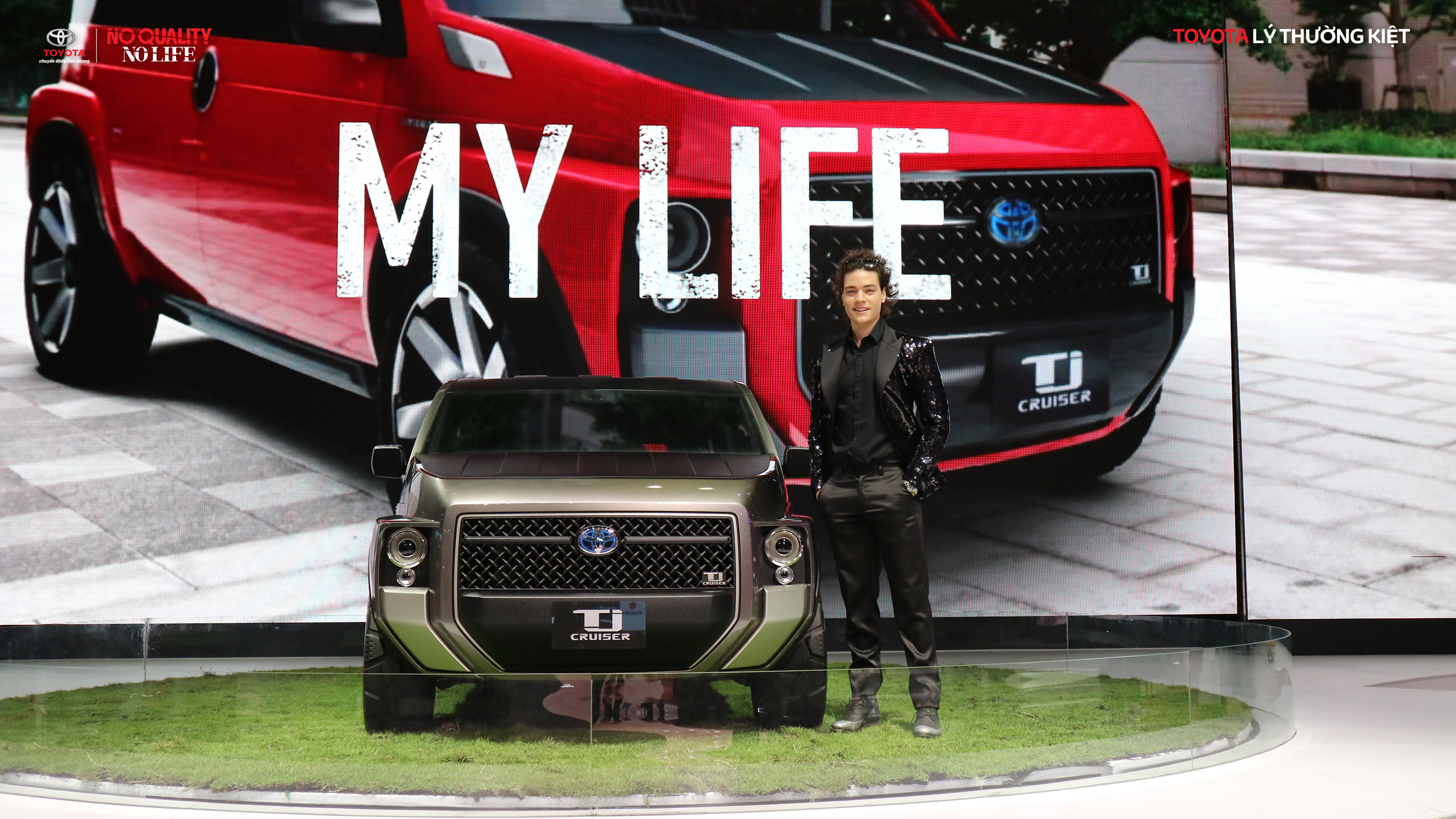 Xe Toyota