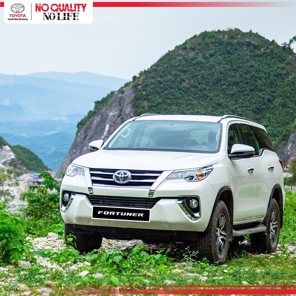 Xe Fortuner 2019