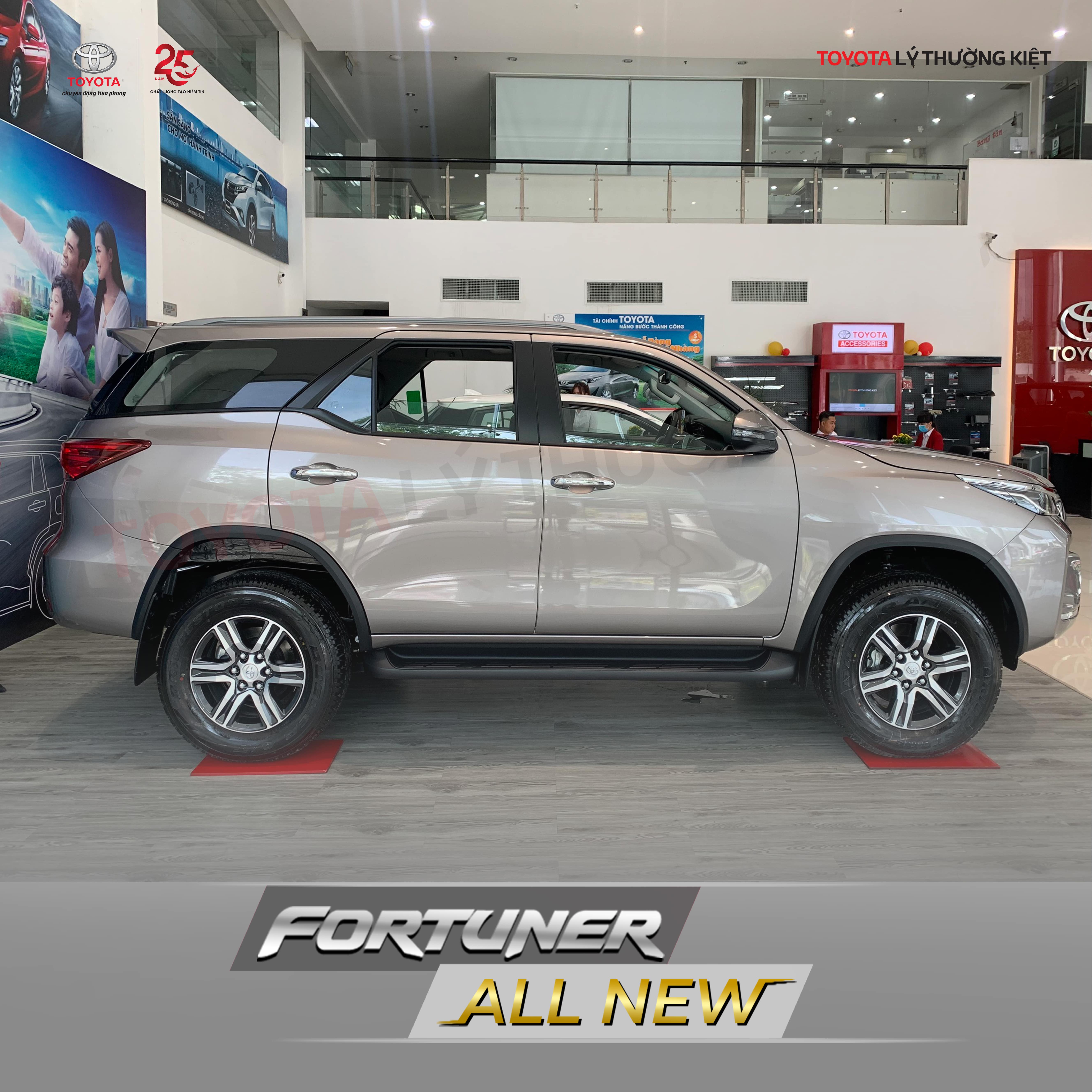 Xe Fortuner 2020