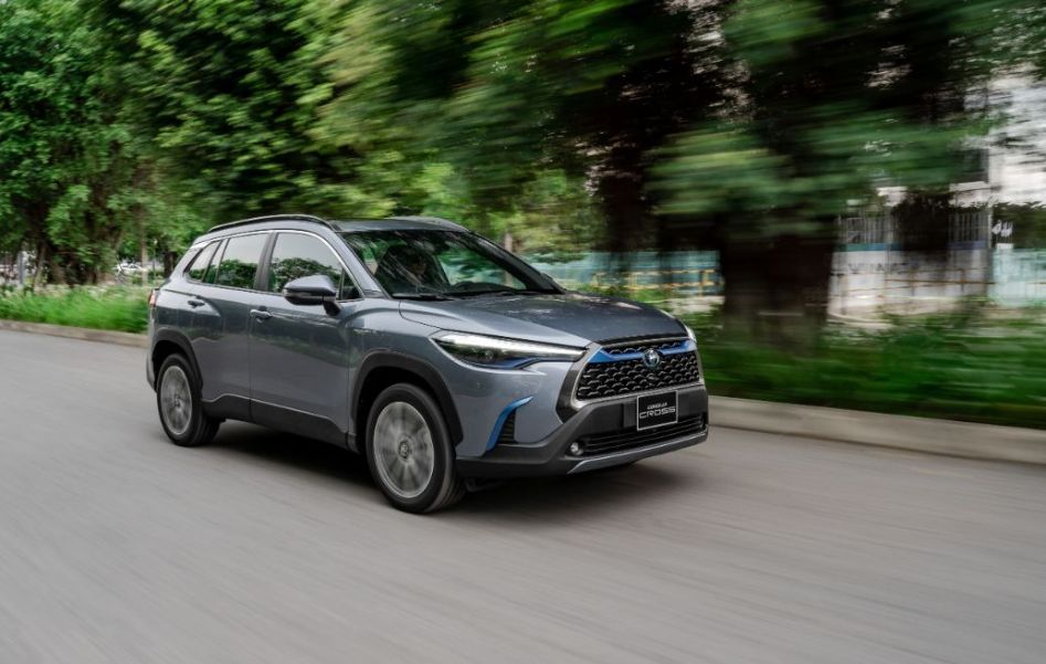 corolla cross hybrid