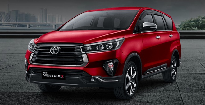 toyota innova venturer 2021