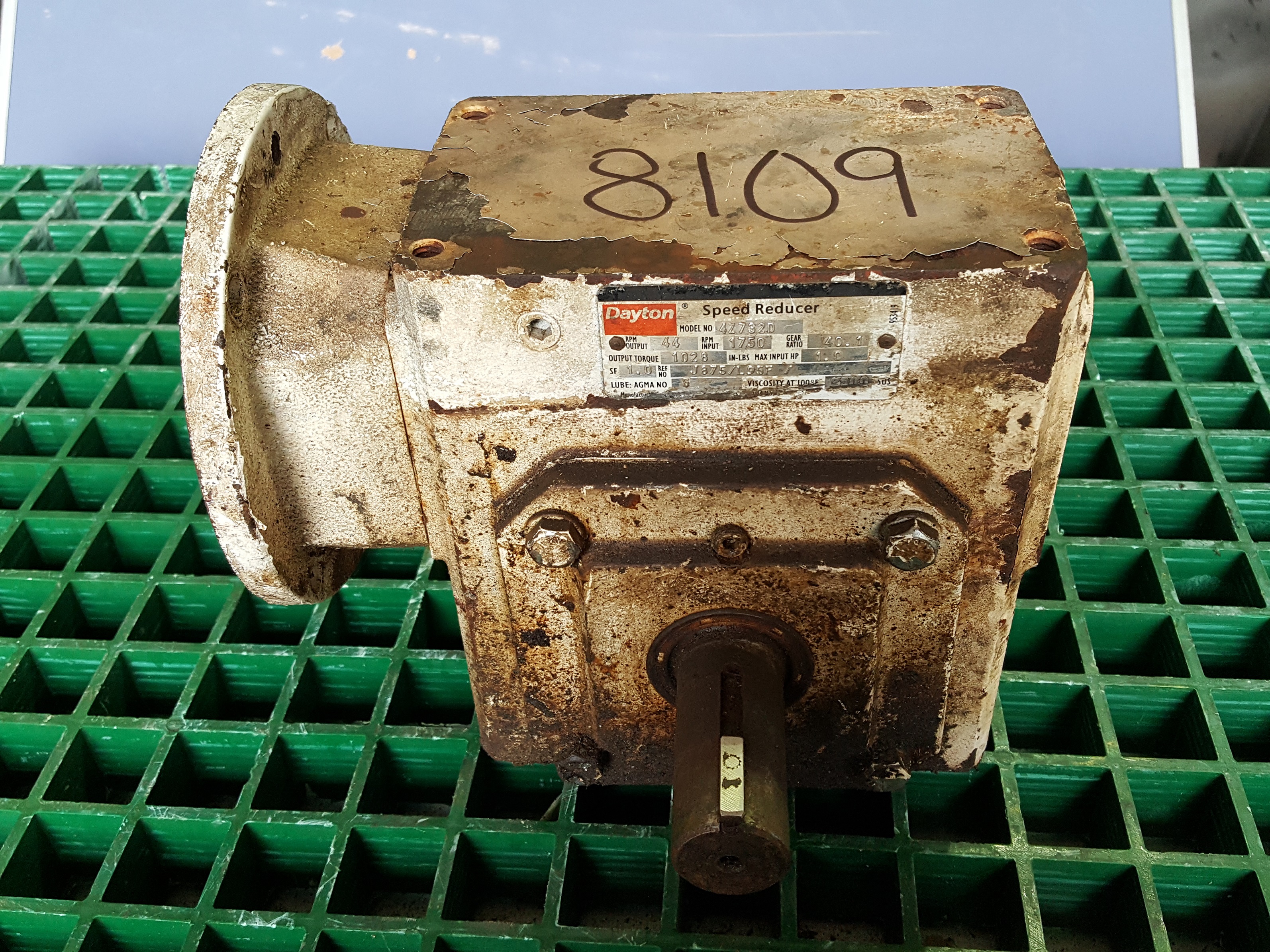 DAYTON GEARBOX (8109) Diligent Equipment Exchange