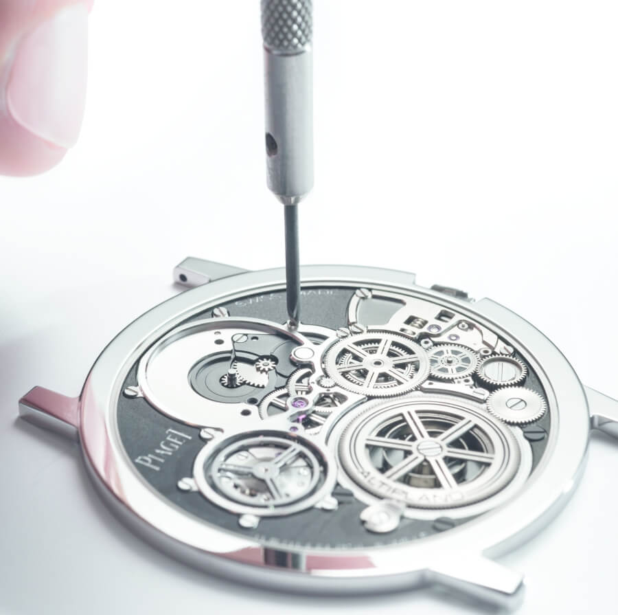 Assembly of the Piaget Altiplano Ultimate Concept
