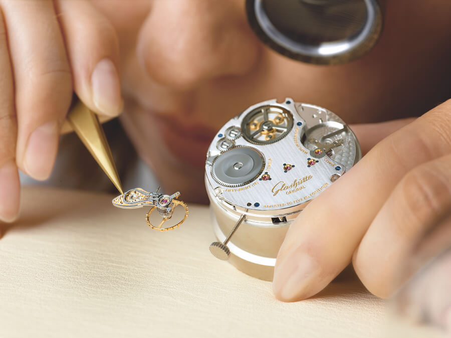 Glashutte Original Calibre 58 Assembly of oscillation system