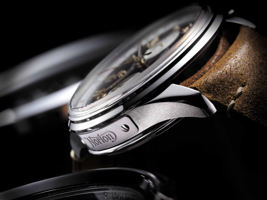 Breitling Premier B01 Chronograph 42 Norton Edition Case