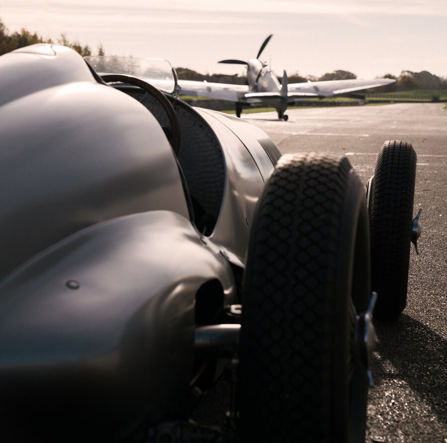 Mercedes-Benz Silver Arrow W 125 and Spitfire aircraft