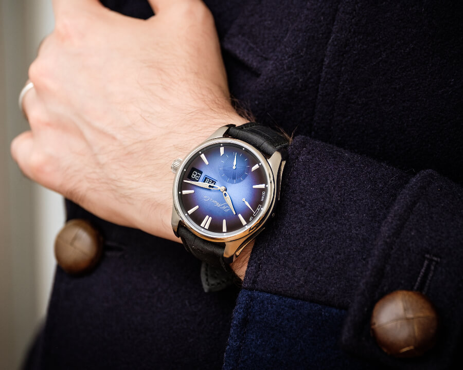 H. Moser & Cie. Pioneer Perpetual Calendar MD Watch Review