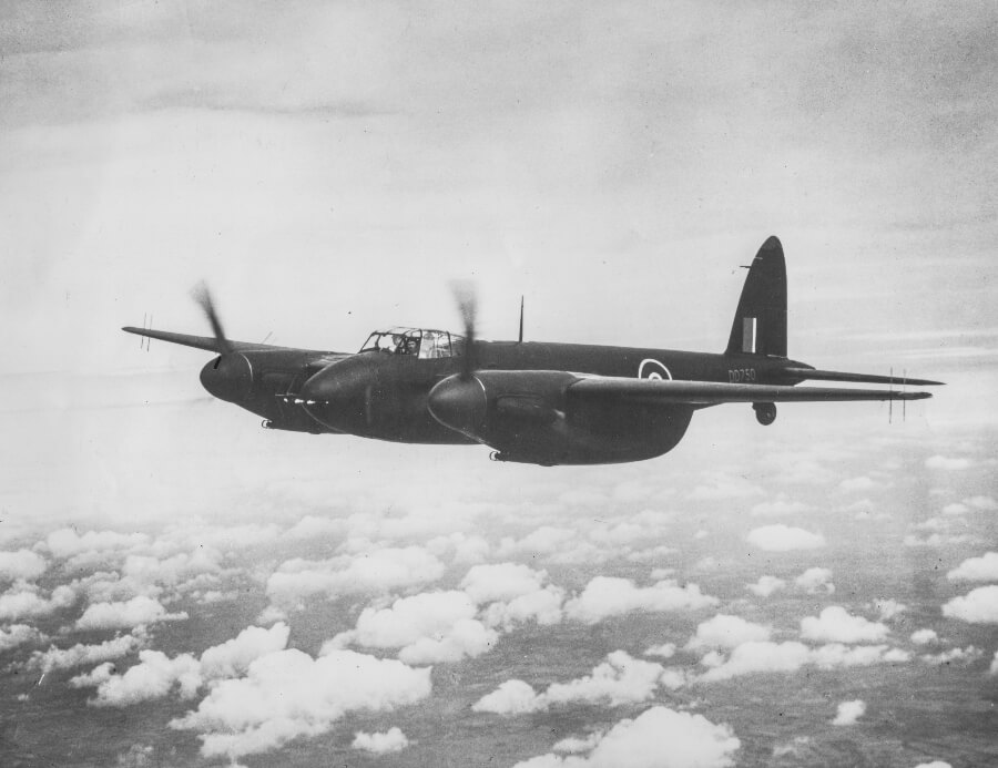 Image of a de havilland d.h.98 mosquito in its nightfighter version