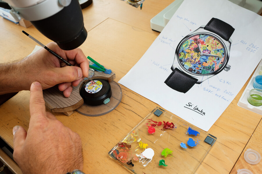H. Moser & Cie. Endeavour Centre Seconds Automatic Room To Read