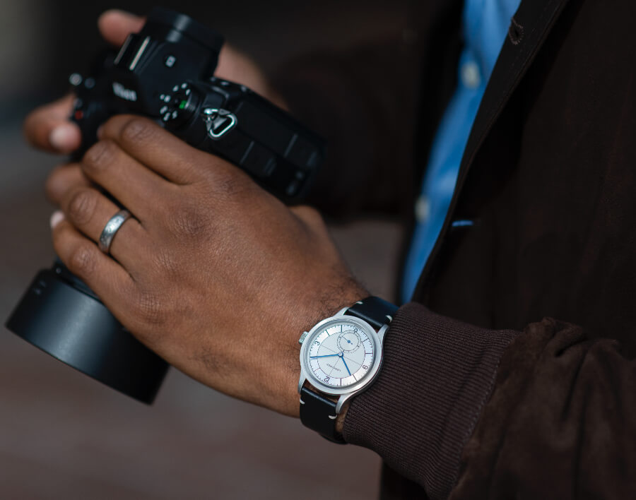 Longines Heritage Classic Hands On