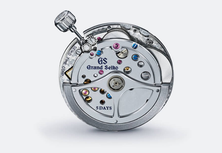 Caliber 9RA5 offers enhancements in every aspect of its performance and finish