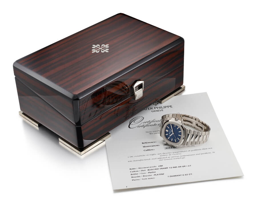 Patek Philippe Nautilus, Ref. 5711 in platinum with blue jeans dial, circa 2014 Full Box for sale