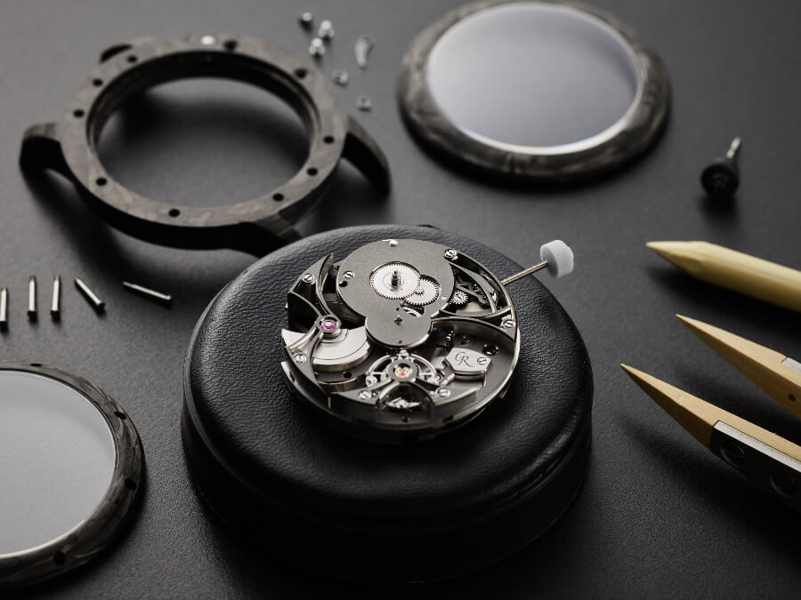 Romain Gauthier Insight Micro-Rotor Squelette Manufacture-Only Carbonium Edition In House Movement