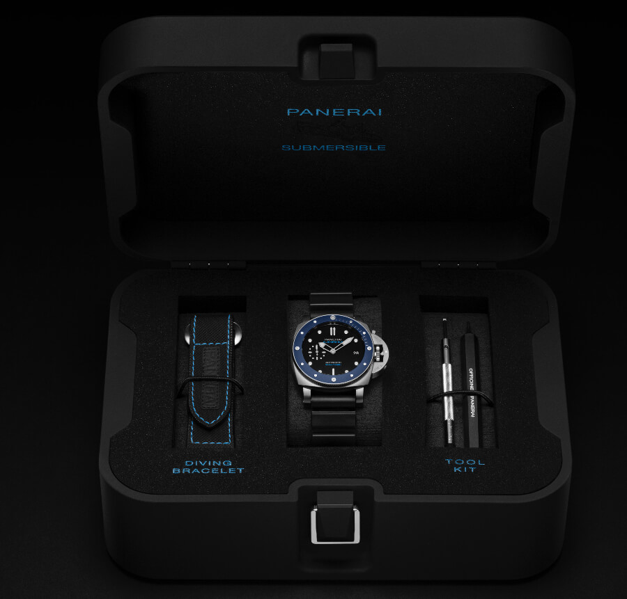 Panerai Submersible Azzurro – 42 MM PAM01209 Full Box for sale