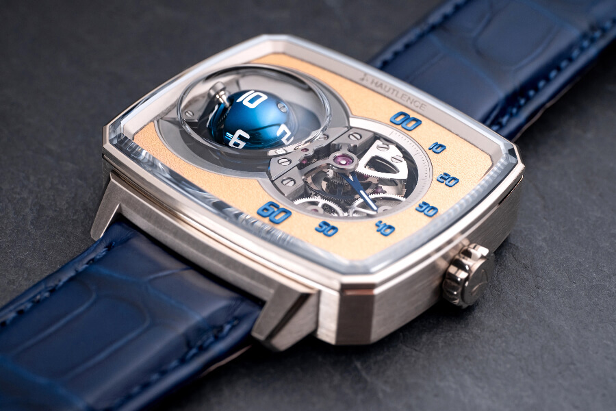Review Hautlence HL Sphere 02