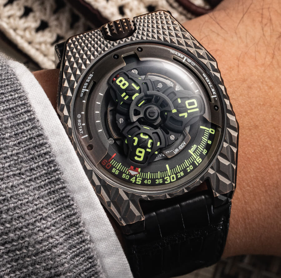 Urwerk UR-100V T-Rex Review