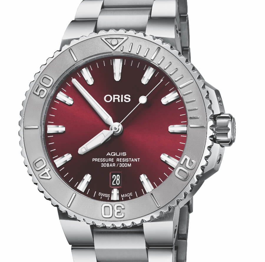 Oris Aquis Date Cherry Red 41.5 mm