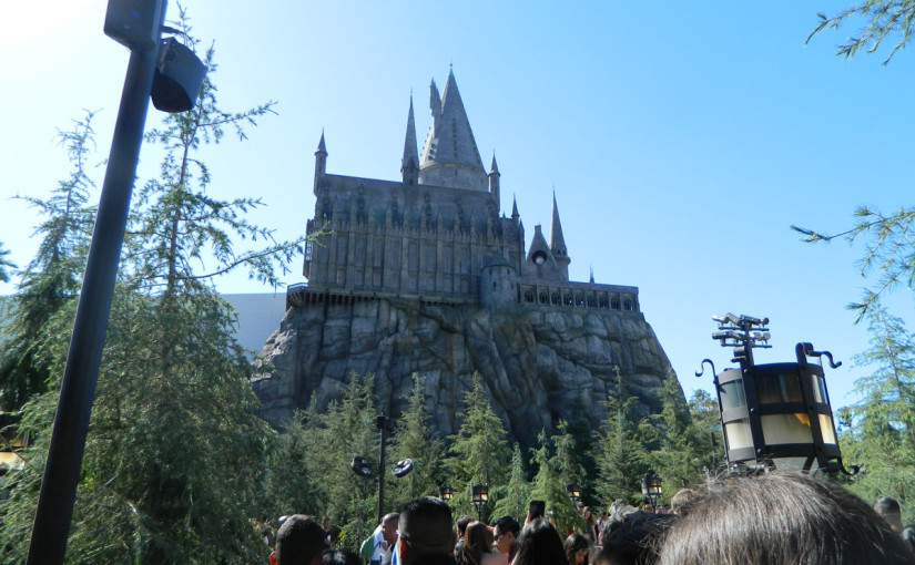 photo of outside of harry potter at universal