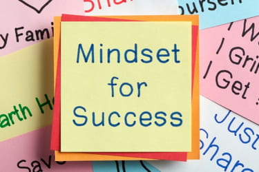 Sticky note with the phrase "Mindset for Success"