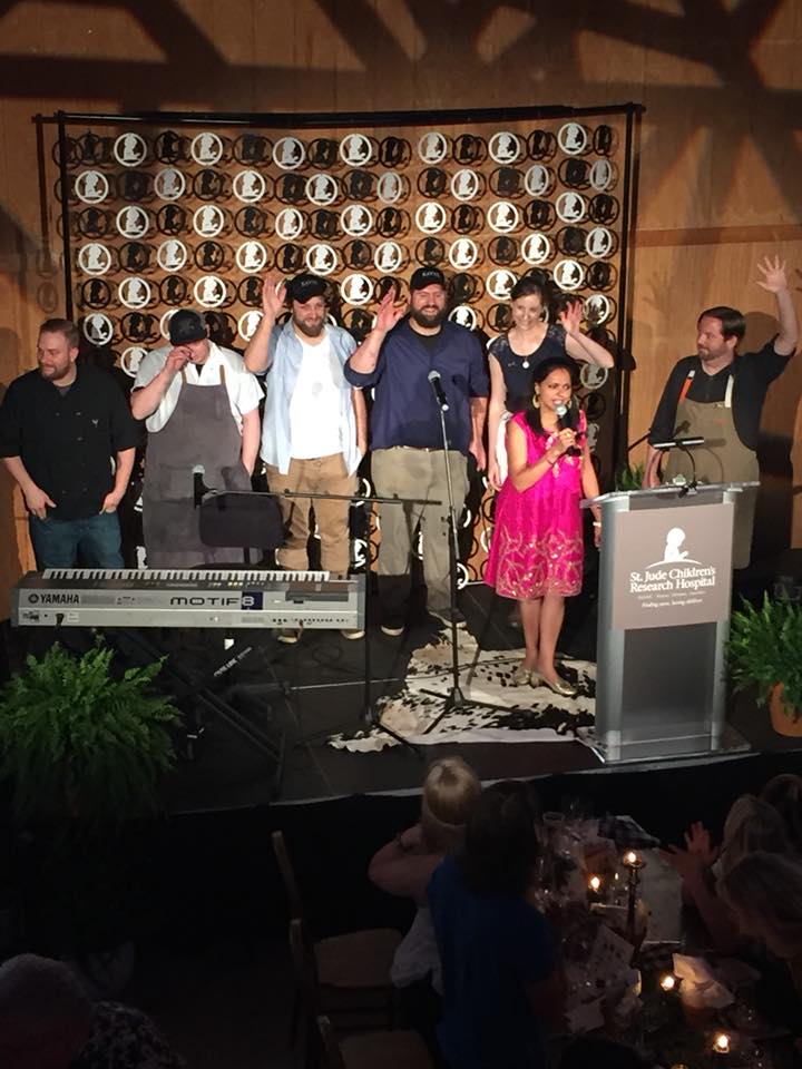 Emcee Maneeet Chauhan with all 6 Nashville chefs