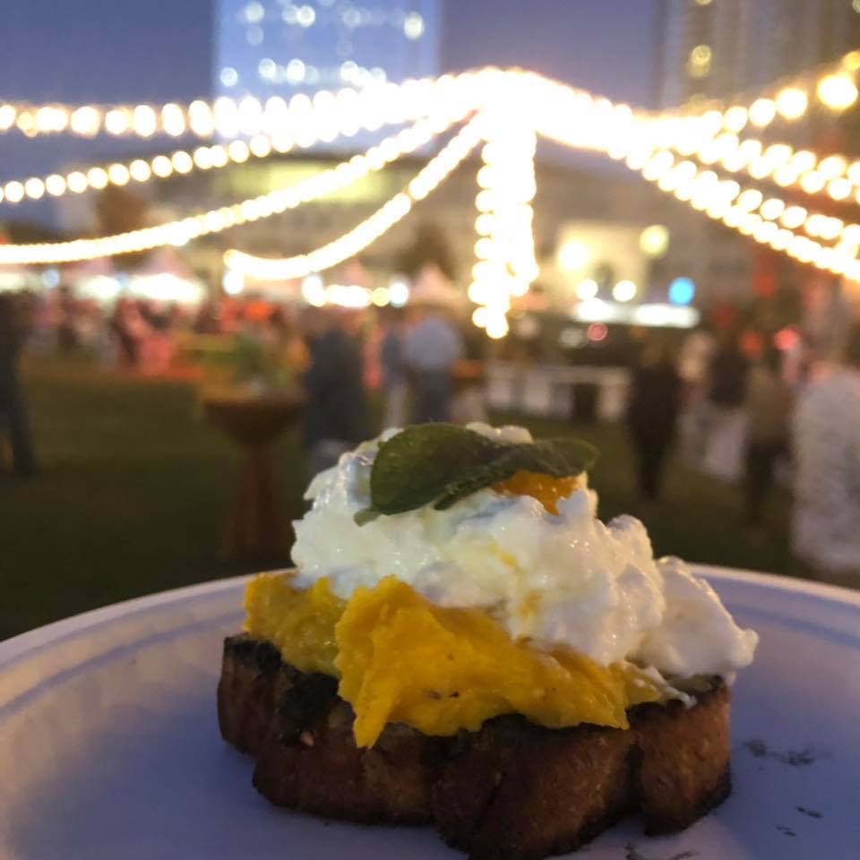 squash and burrata crostini
