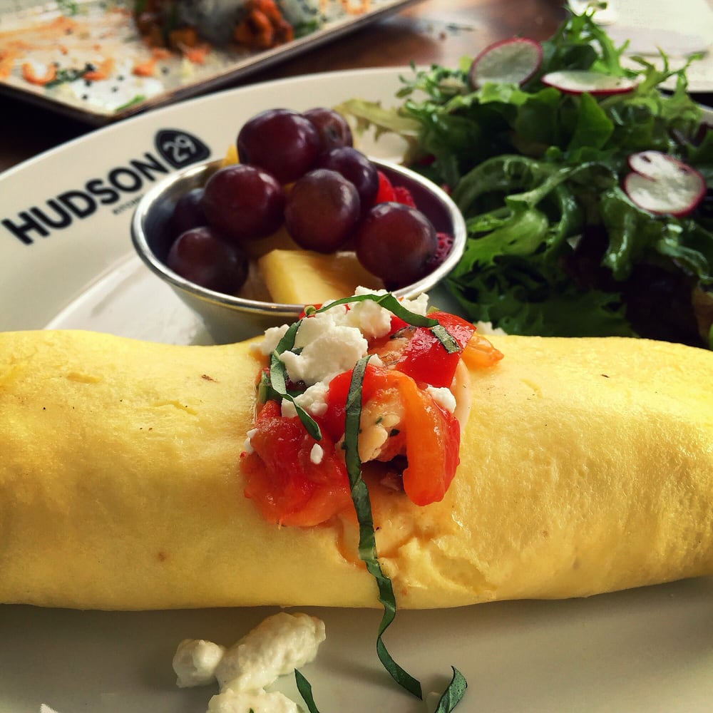 brunch food at Hudson 29 in Arlington & New Albany