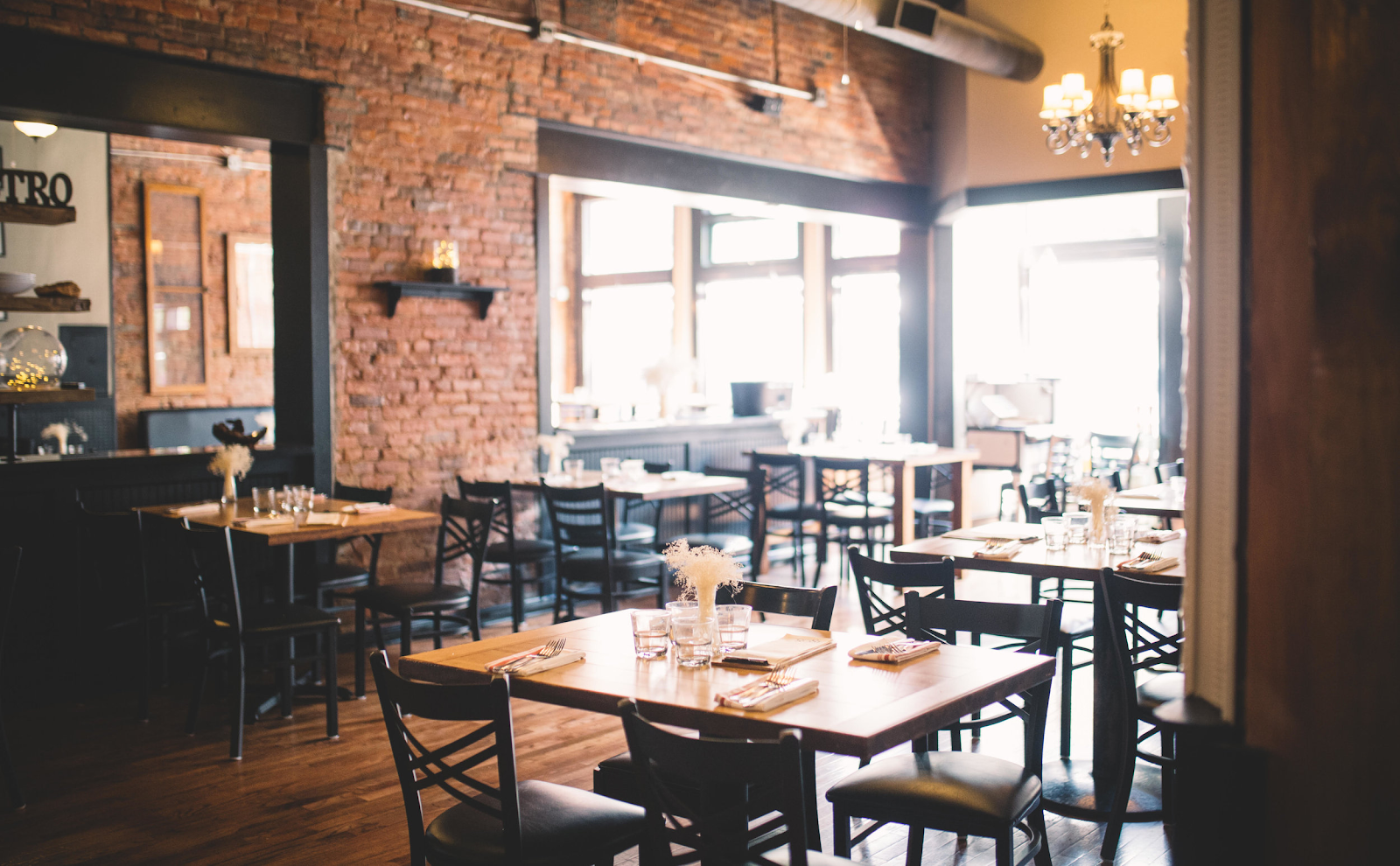 the interior of 1808 American Bistro