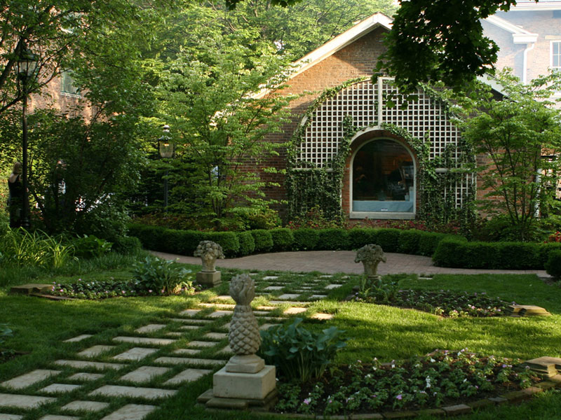 Kelton House courtyard