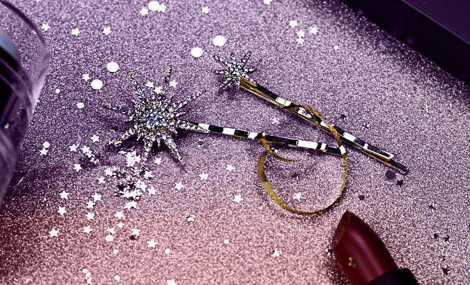 Hairflair Star Flair Hair Clips, £15.95