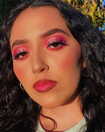 Pink eyeshadow