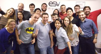 Como a ESV conseguiu escalar sua operação e ao mesmo tempo reduzir os custos com suporte de TI