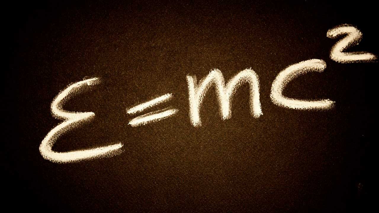 Fórmula e-mc²