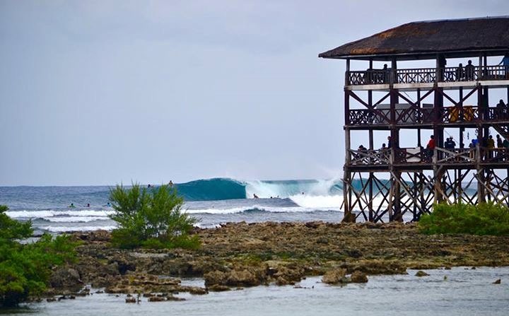 Surfing cloud 9 Philippines